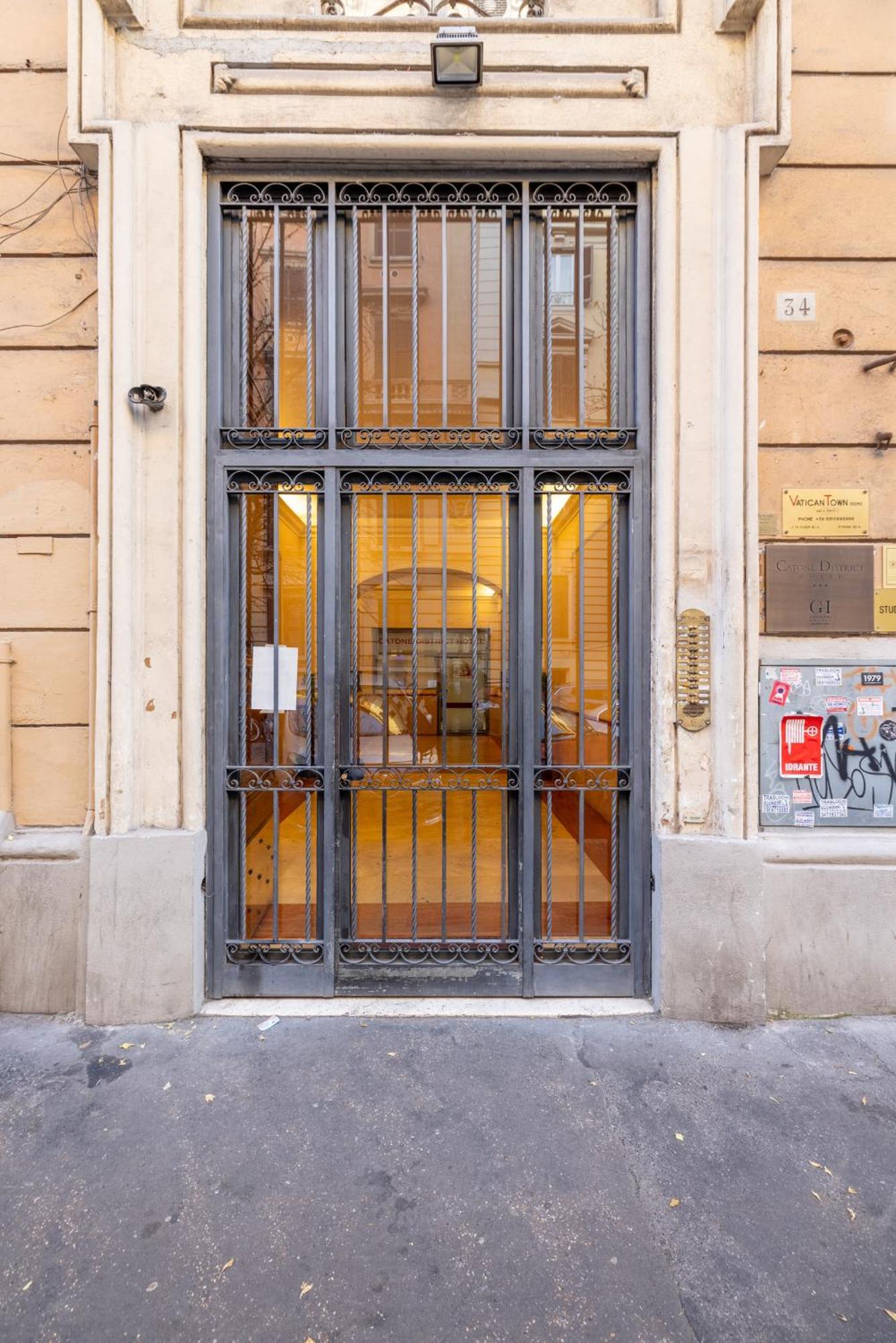 Charming Vatican Apartment Рим Екстер'єр фото